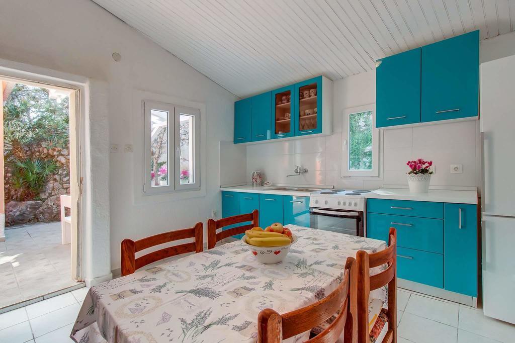 Narcis Central Apartment With Sea & City Views Veli Lošinj Exterior foto